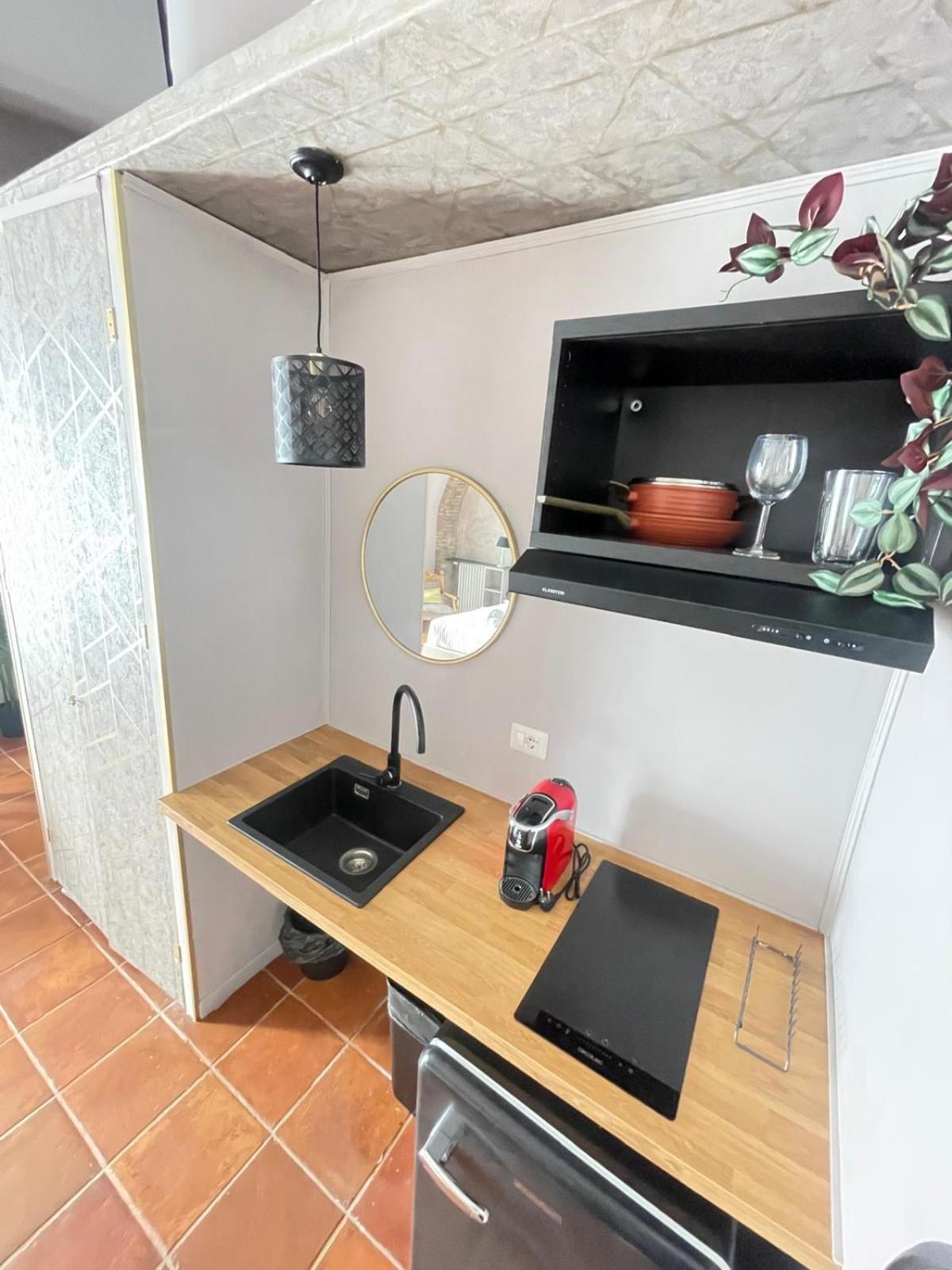 Lucilla'S Suite San Pietro Station Roma Exterior foto